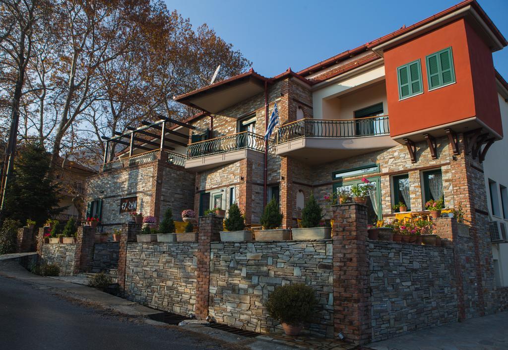 Evzin Hotel Káto Loutrákion Exterior foto